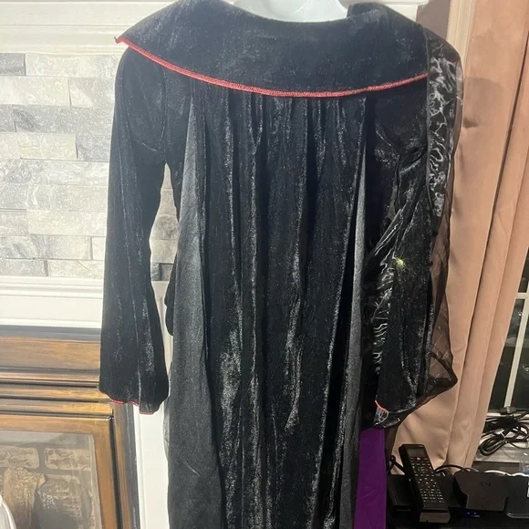 Girls Purple and Black Witch Costume – Halloween & Performance Dress (Size 140) - Picture 10 of 10